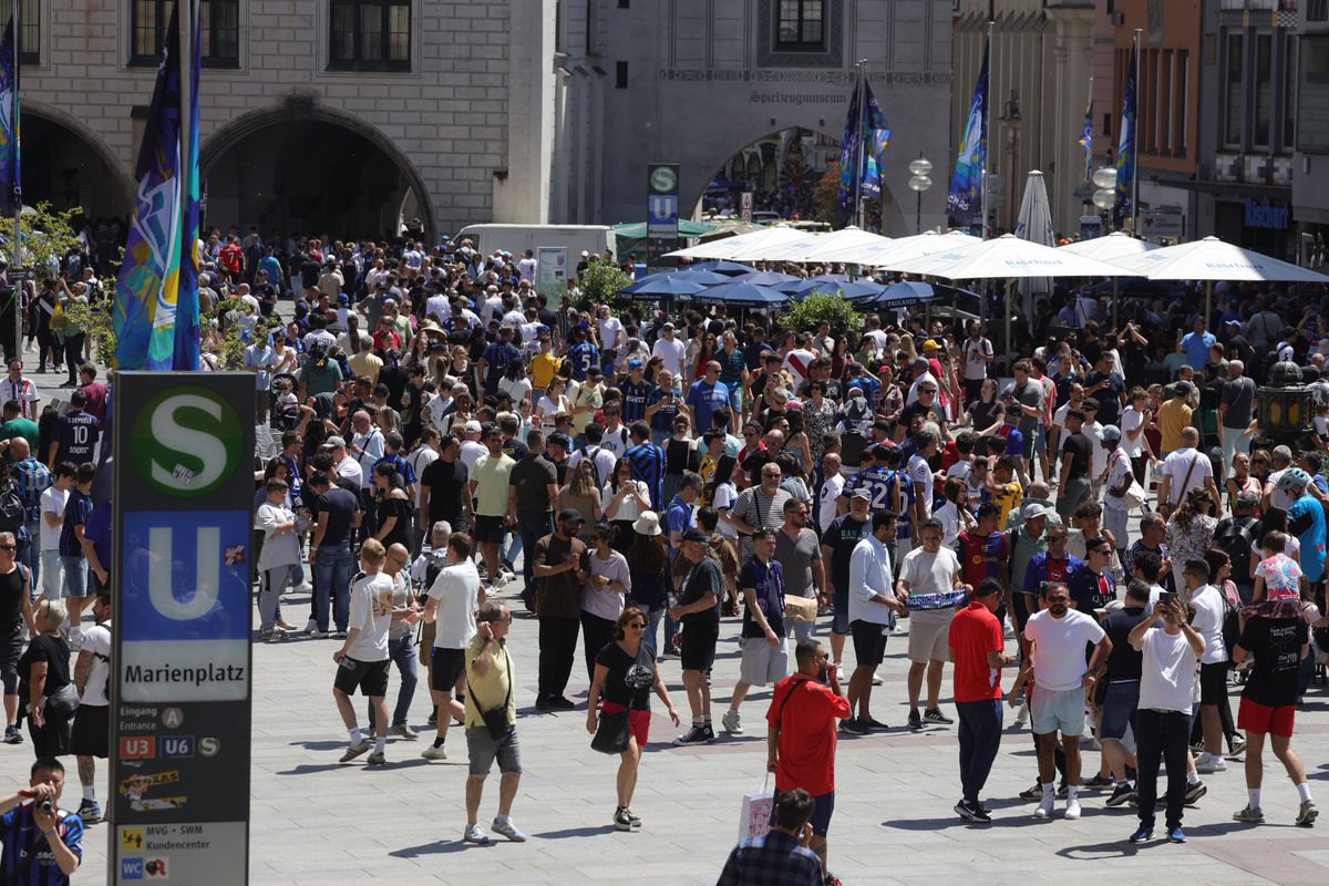 Atmosfera finala liga campionilor Marienplatz