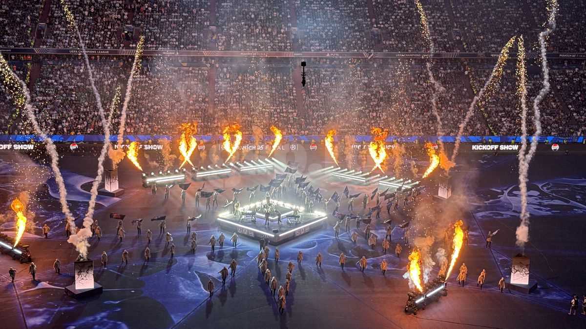 Show grandios cu flăcări și lumini speciale! Linkin Park și David Garrett au concertat în deschiderea finalei Ligii Campionilor