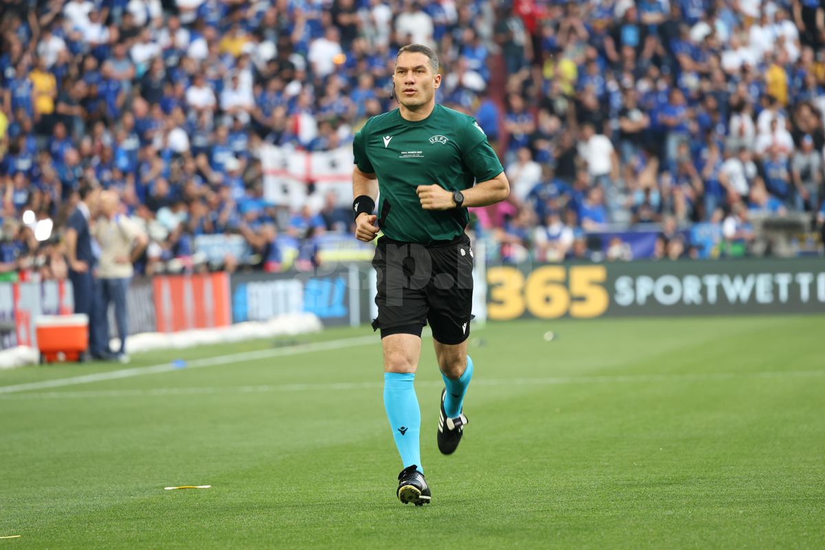 Istvan Kovacs, în PSG - Inter