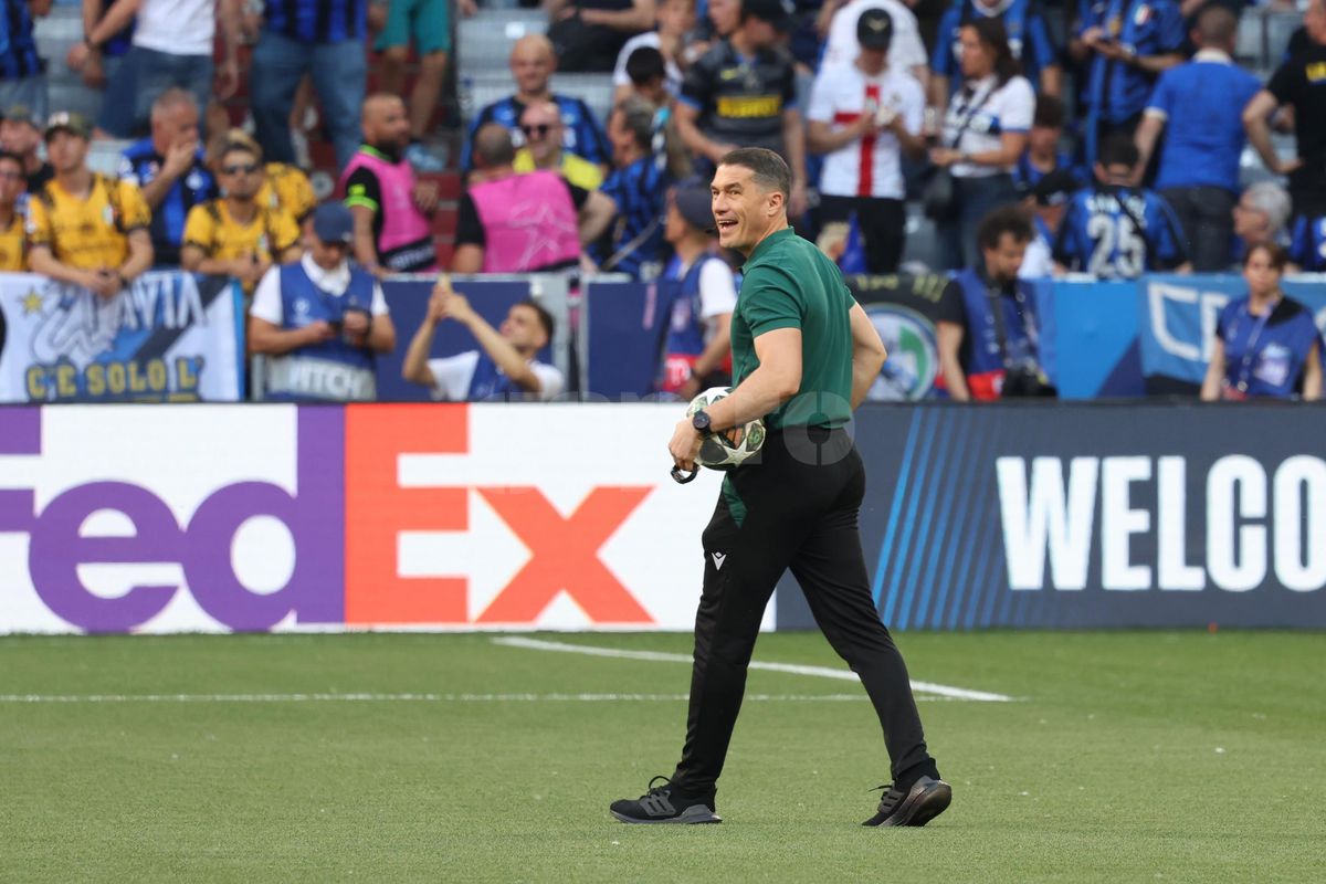 Istvan Kovacs, IMPECABIL în PSG - Inter » Cea mai discutată decizie a venit chiar în minutul 90! GSP a analizat toate fazele, fiecare cartonaș