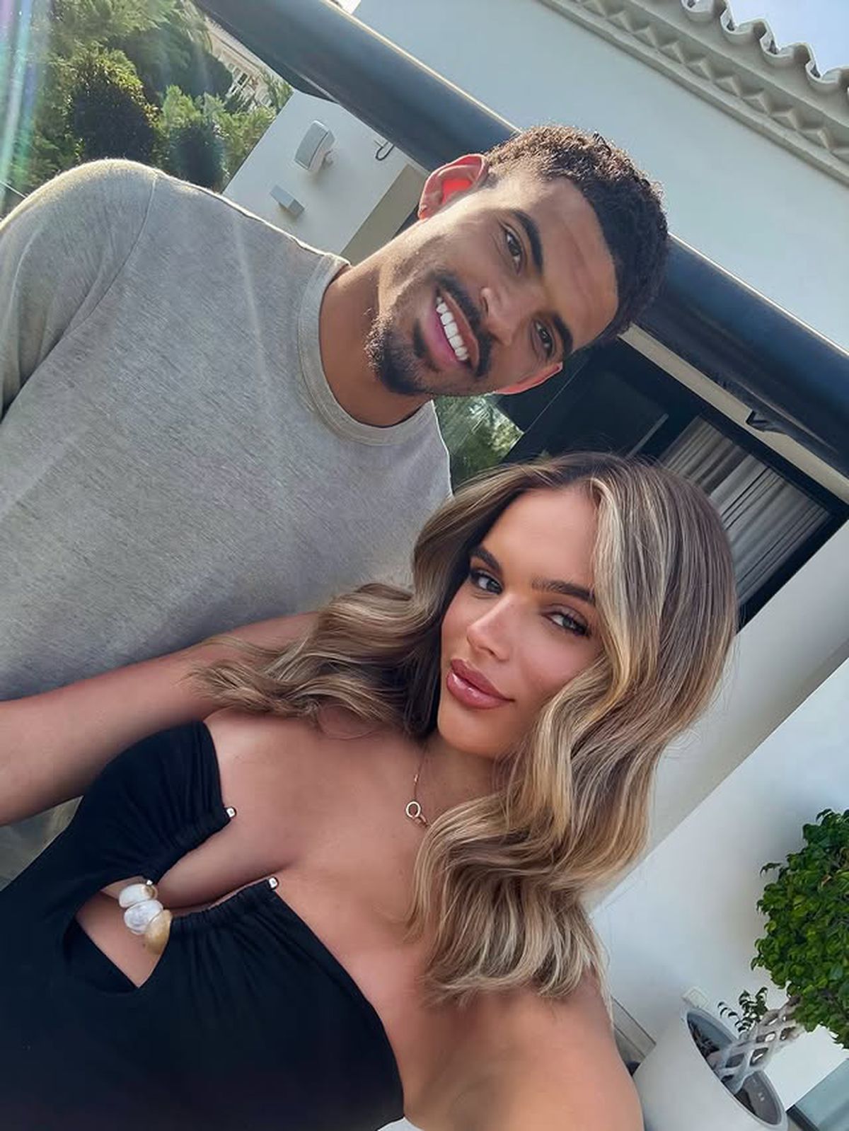 „Cel mai frumos cuplu” » A scris istorie în Premier League și i-a „înnebunit” pe fani cu ultimele fotografii