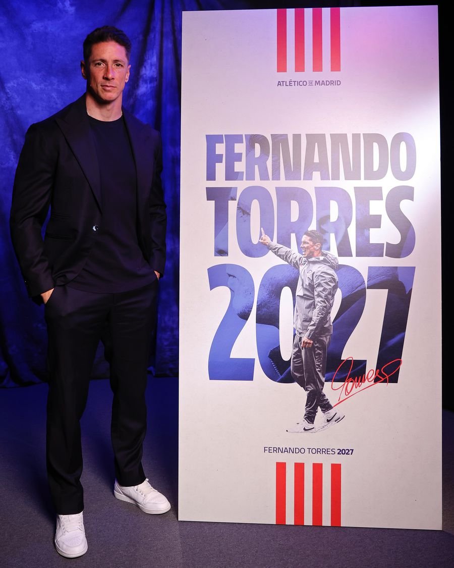 Fernando Torres a semnat pe două sezoane