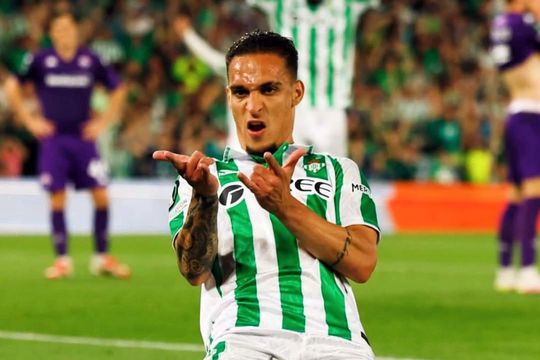 Antony pleacă de la Betis. FOTO: Instagram @antony00