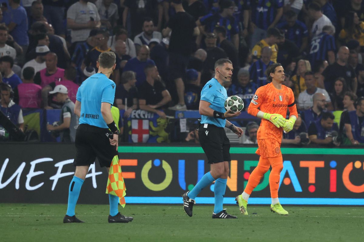 Istvan Kovacs, în PSG - Inter