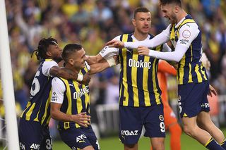 Două legende se despart de Fenerbahce: „Meritați respect etern!”