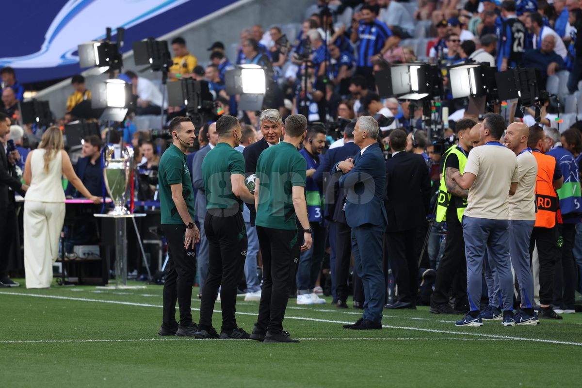 Istvan Kovacs, IMPECABIL în PSG - Inter » Cea mai discutată decizie a venit chiar în minutul 90! GSP a analizat toate fazele, fiecare cartonaș