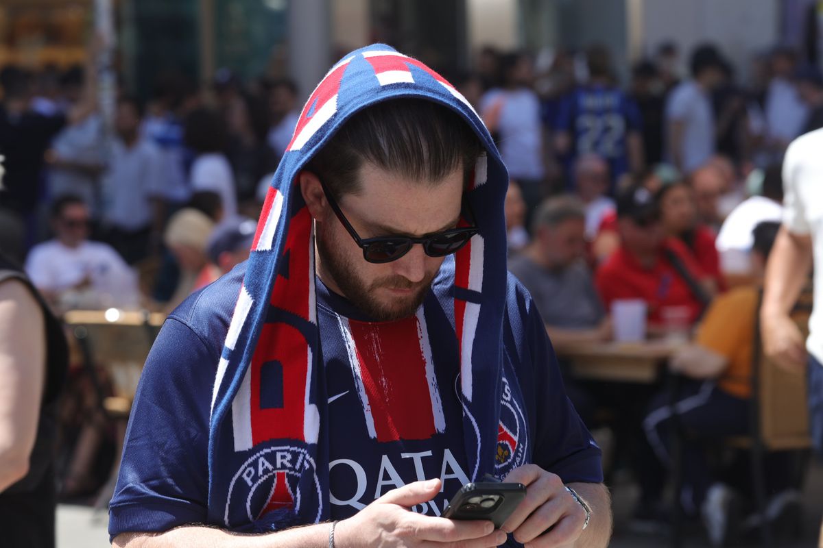 Italienii au invadat Marienplatz! 40.000 de suporteri ai lui Inter sunt la München și au pus stăpânire pe oraș