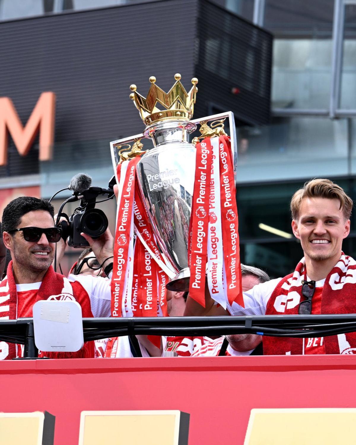 Arsenal a scos peste 500.000 de suporteri pe străzile din Londra, a doua zi după finala pierdută cu PSG