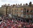 Arsenal a celebrat titlul câștigat în Premier League pe străzile Londrei