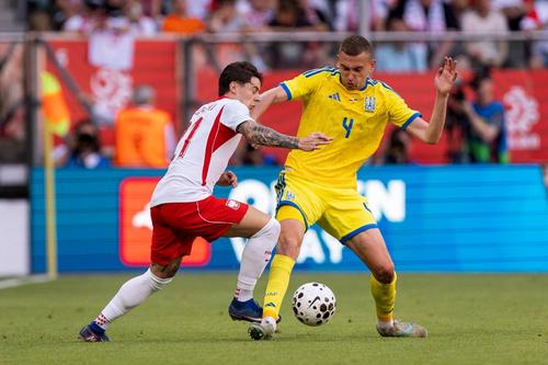 Oleksandr Romanchuk a debutat la națională în Polonia - Ucraina // foto: Imago Images