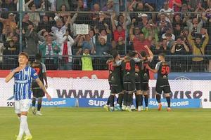 Start în Farul - Chindia, finală pentru „supraviețuirea” în Superliga » 3.500 de spectatori în tribune