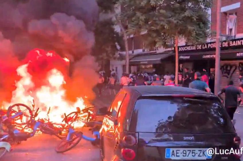 Bătăi la Paris după finala Ligii Campionilor! Imagini incredibile // FOTO: captură X