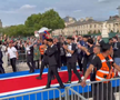 Nebunie și la Paris! Jucătorii lui PSG au sărbătorit în stradă triumful din Liga Campionilor