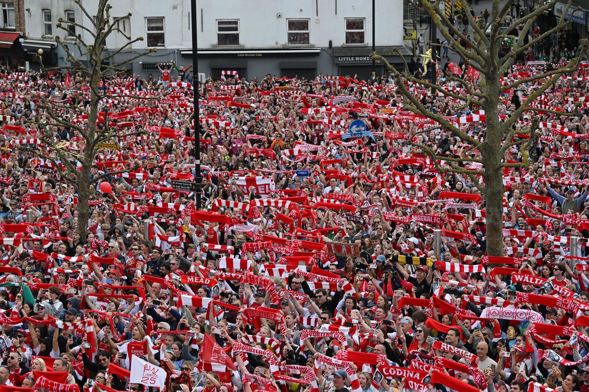Arsenal a scos peste 500.000 de suporteri pe străzile din Londra, a doua zi după finala pierdută cu PSG