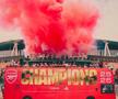 Arsenal a celebrat titlul câștigat în Premier League pe străzile Londrei