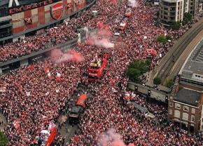 Arsenal a scos peste 500.000 de suporteri pe străzile din Londra, a doua zi după finala pierdută cu PSG