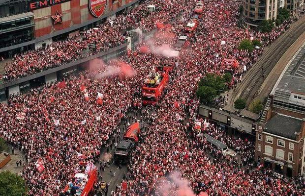 Arsenal a scos peste 500.000 de suporteri pe străzile din Londra, a doua zi după finala pierdută cu PSG