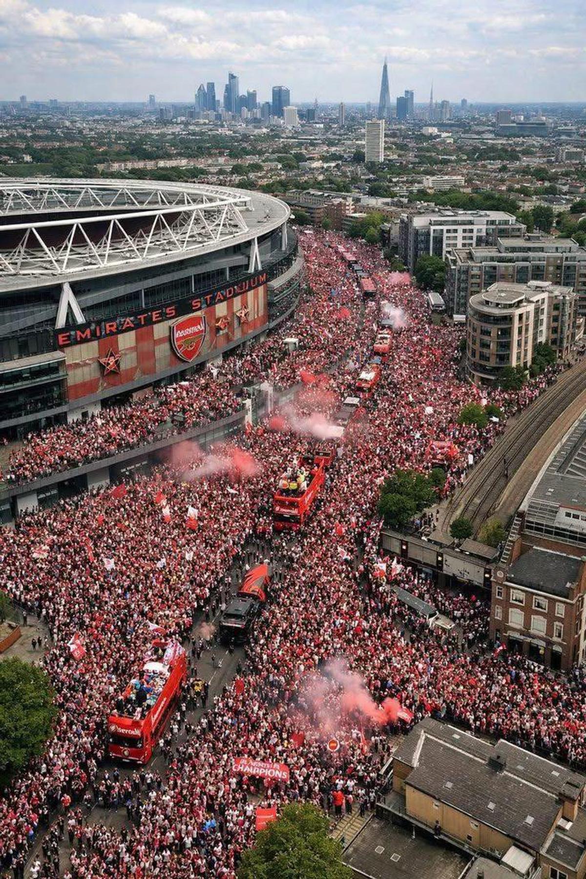 Arsenal a scos peste 500.000 de suporteri pe străzile din Londra, a doua zi după finala pierdută cu PSG