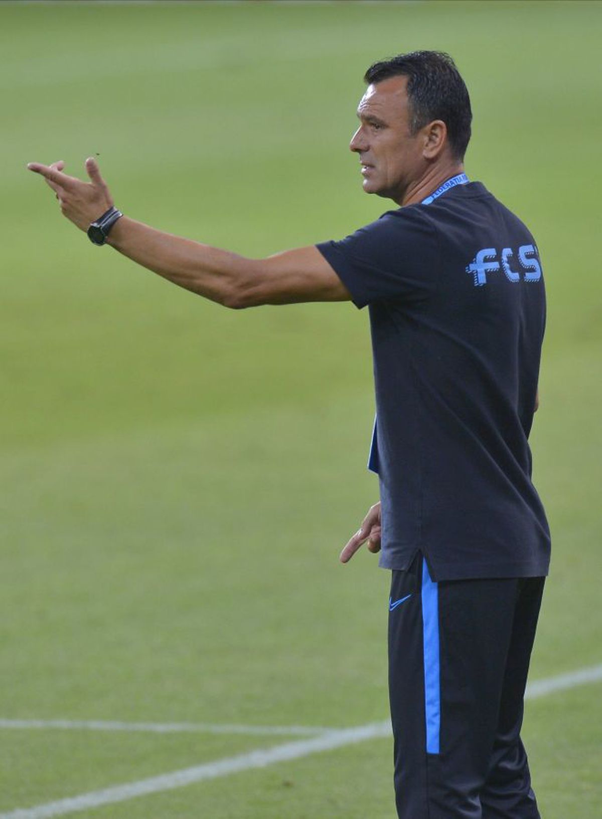 Vali Argăseală s-a abținut să voteze pentru 16 echipe în Liga 1 » Becali a dezvăluit poziția FCSB: „Suntem la pământ! A venit și virusul ăsta”