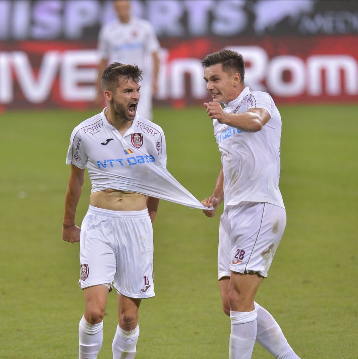 VIDEO EXCLUSIV Gafa monumentală din Liga 1, identificată de UEFAntasticul ajuns psiholog: „Toți merg pe ideea asta! Nu te uiți?”