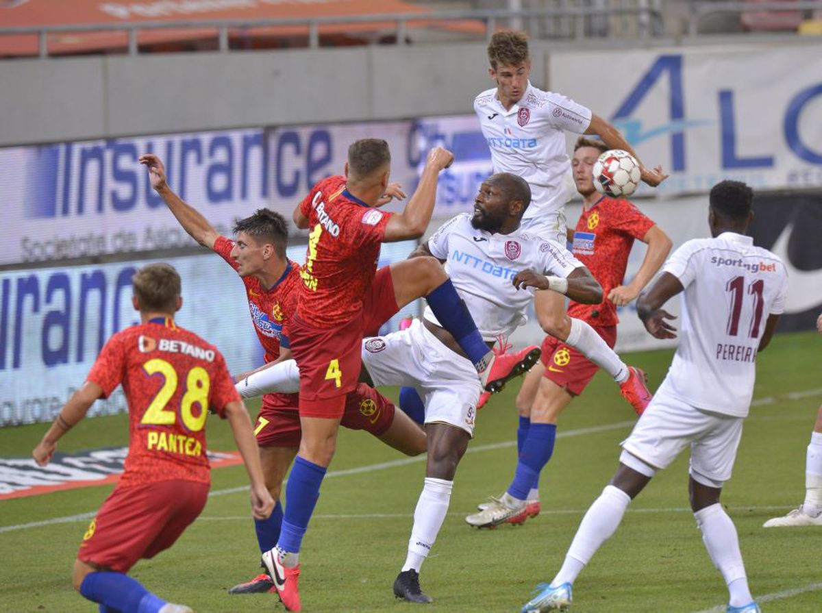 Craiova - CFR Cluj, calcule la titlu » Cele două scenarii în care restanța Astra - Craiova devine irelevantă