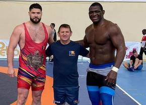 Românii care concurează la Jocurile Olimpice în această noapte » Ghinion la lupte + Încredere la atletism: „Sunt puternică!”