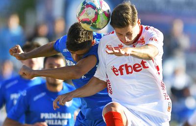 Ionuț Badea despre David Miculescu: „Simte poarta, nu e «tabacheră» ca Torje. Dar are 2 puncte unde trebuie lucrat"