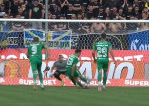 Cosmin Matei, încurcat de gazonul de la Ploiești » Ce s-a întâmplat la penalty-ul din Petrolul - Sepsi