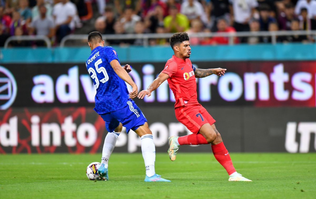 Lovitură pentru FCU Craiova! Un fotbalist de bază s-a rupt și va lipsi o perioadă îndelungată: „Însănătoșire grabnică!”