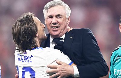 Împăratul Carlo Ancelotti. Superantrenorul care aproape dispăruse la Everton a renăscut la Real Madrid: 4 trofee și 3 recorduri în 8 luni!