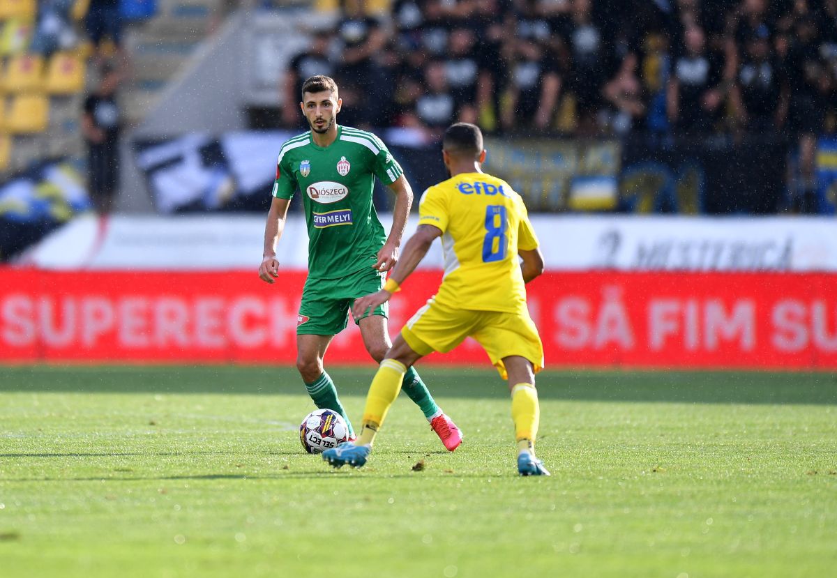 Cosmin Matei, încurcat de gazonul de la Ploiești » Ce s-a întâmplat la penalty-ul din Petrolul - Sepsi