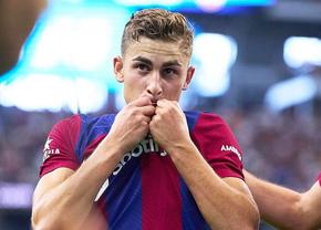 La Barcelona se naște o nouă stea! Xavi îl luase doar ca să completeze lotul: „Tati, se spune că mă vrea acum. Dacă mă lași, eu plec”