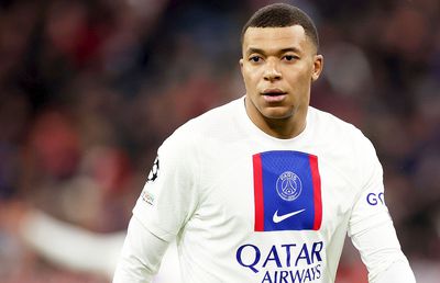 Uluitor: Barcelona a oferit 3 titulari la schimb pentru Kylian Mbappe!