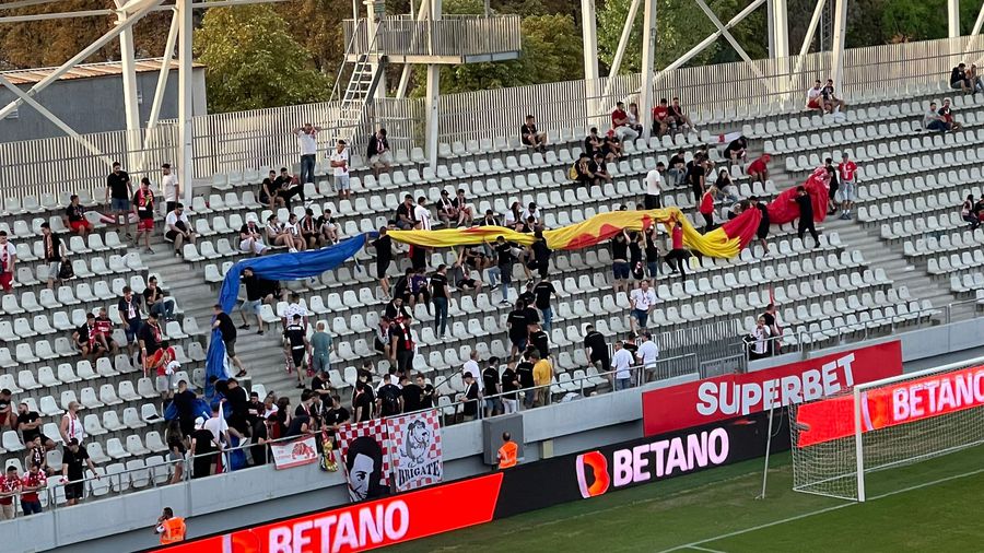 Dinamo - Sepsi 0-3 » Superliga, prea tare pentru Dinamo » Trupa lui Ovidiu Burcă, înfrângere severă cu Sepsi