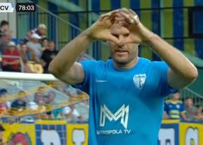 Fanii au cerut demisia antrenorului după gafa imensă din Petrolul - Voluntari » Adam Nemec s-a trezit cu mingea la picior și a marcat