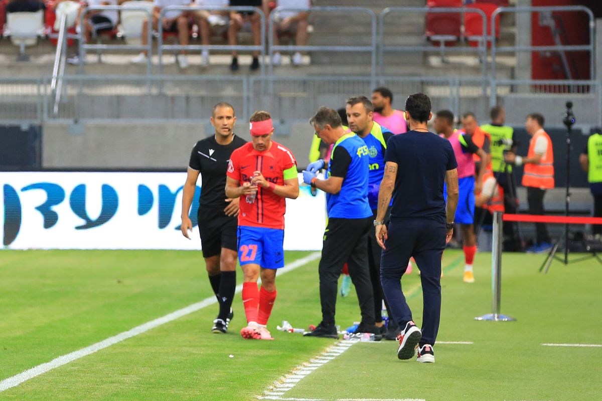 Darius Olaru, cu arcada spartă în Maccabi - FCSB