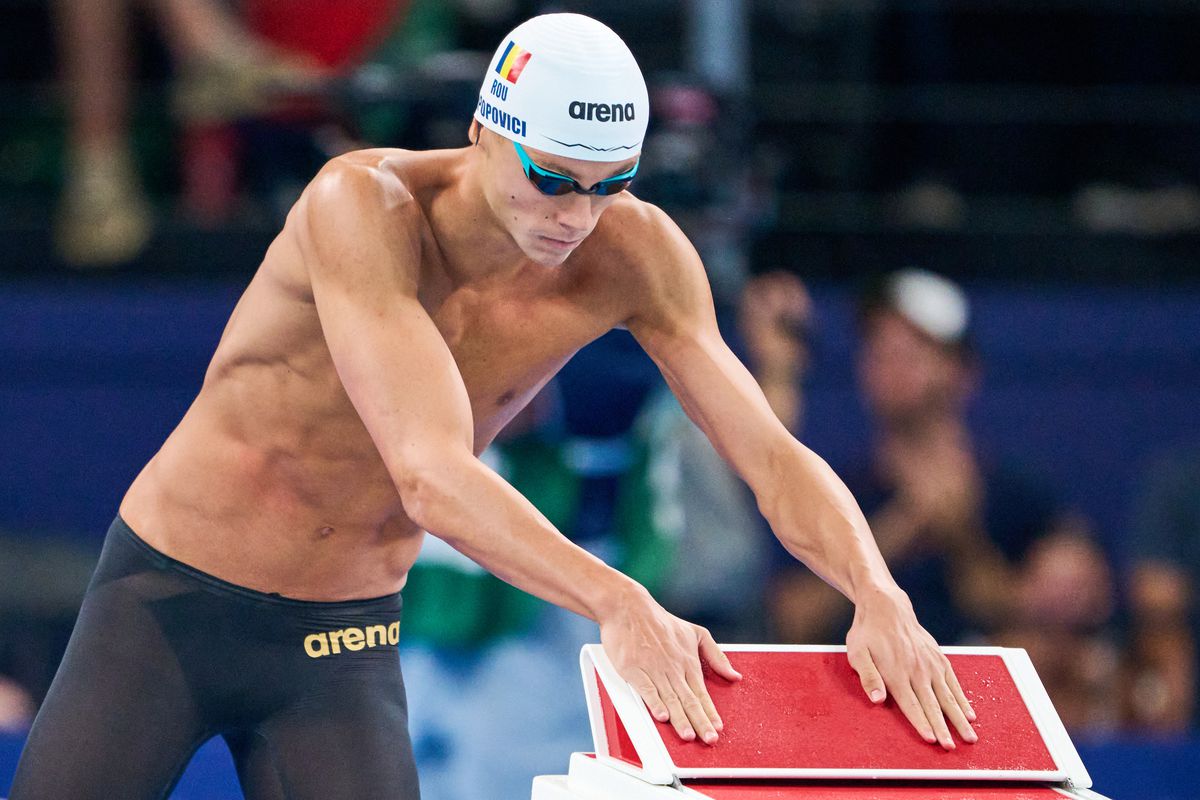 David Popovici, un an rapid de aur » Pentru a doua oară Sportivul Anului: „Întotdeauna a fost o dorință arzătoare în mine să fiu pe cea mai înaltă treaptă a podiumului”