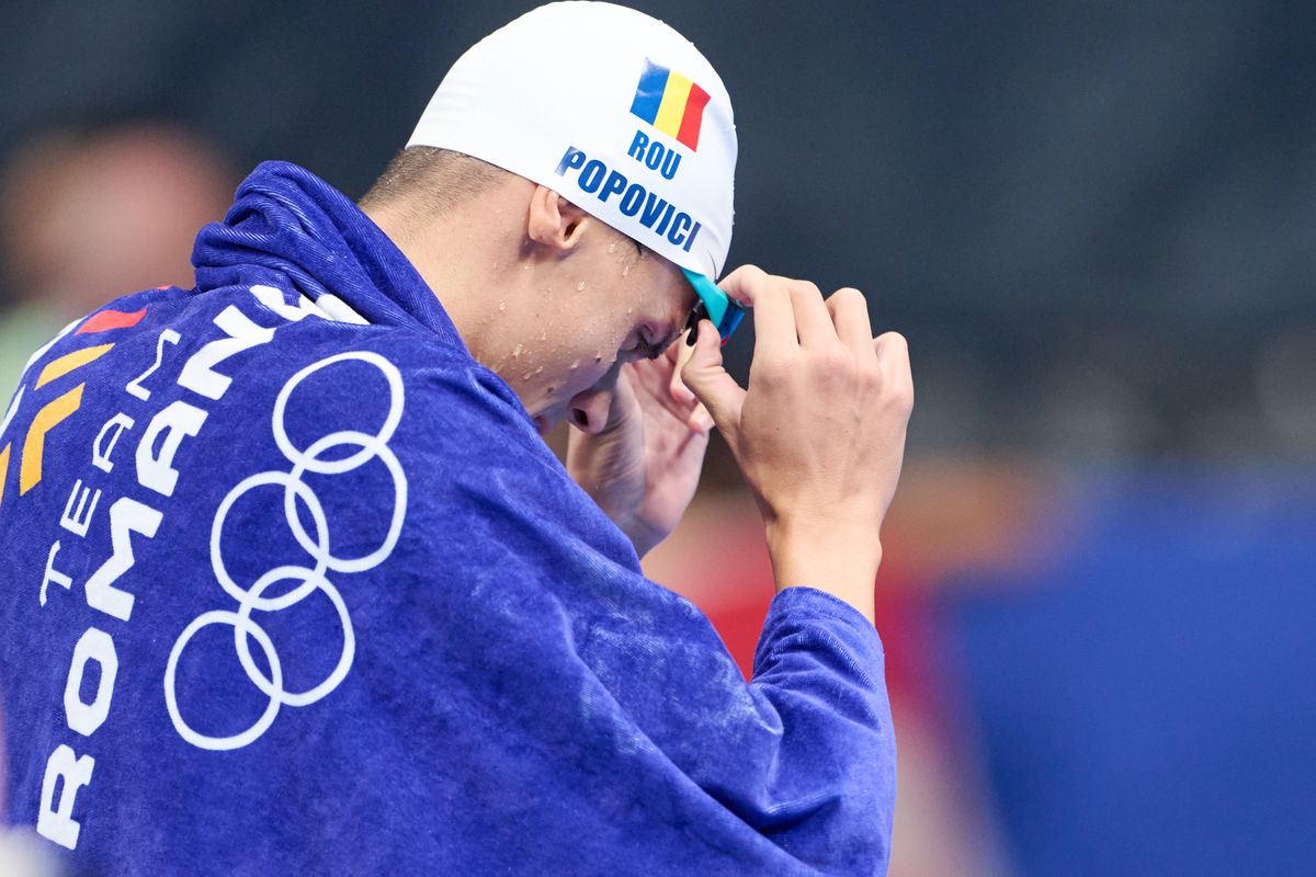 David Popovici, un an rapid de aur » Pentru a doua oară Sportivul Anului: „Întotdeauna a fost o dorință arzătoare în mine să fiu pe cea mai înaltă treaptă a podiumului”