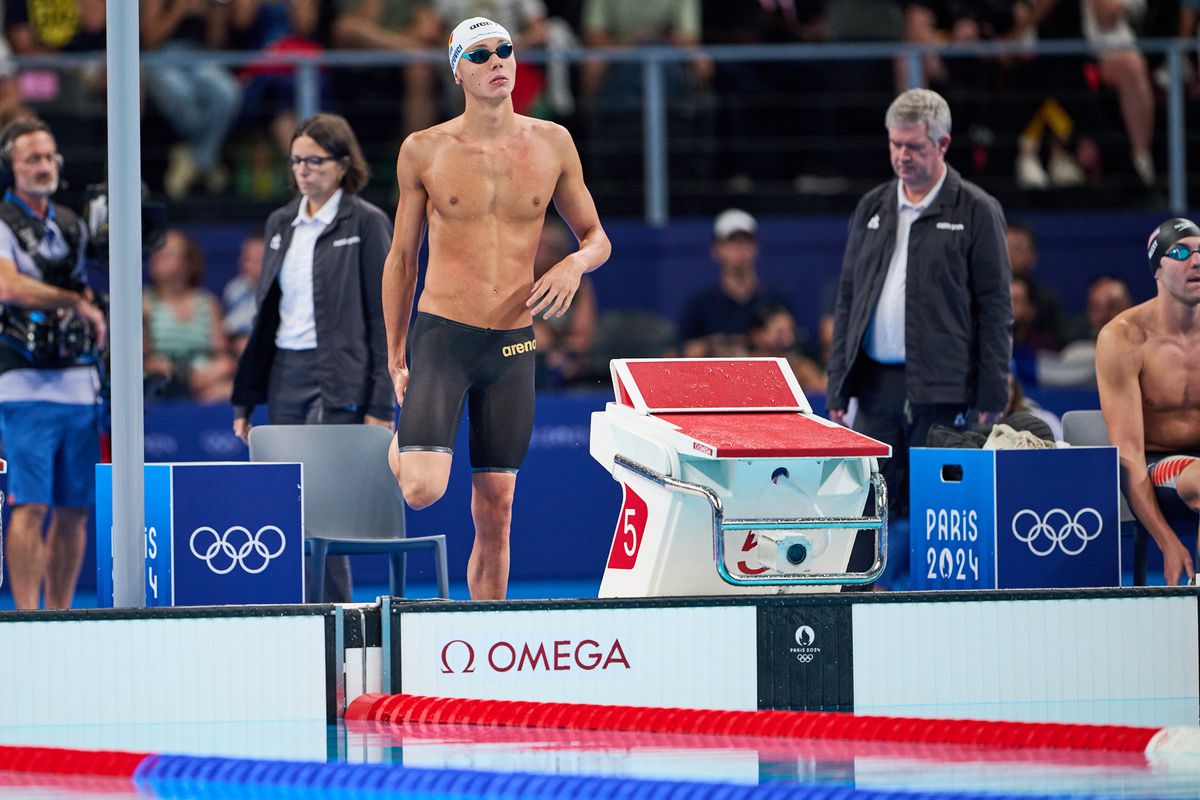 David Popovici, un an rapid de aur » Pentru a doua oară Sportivul Anului: „Întotdeauna a fost o dorință arzătoare în mine să fiu pe cea mai înaltă treaptă a podiumului”