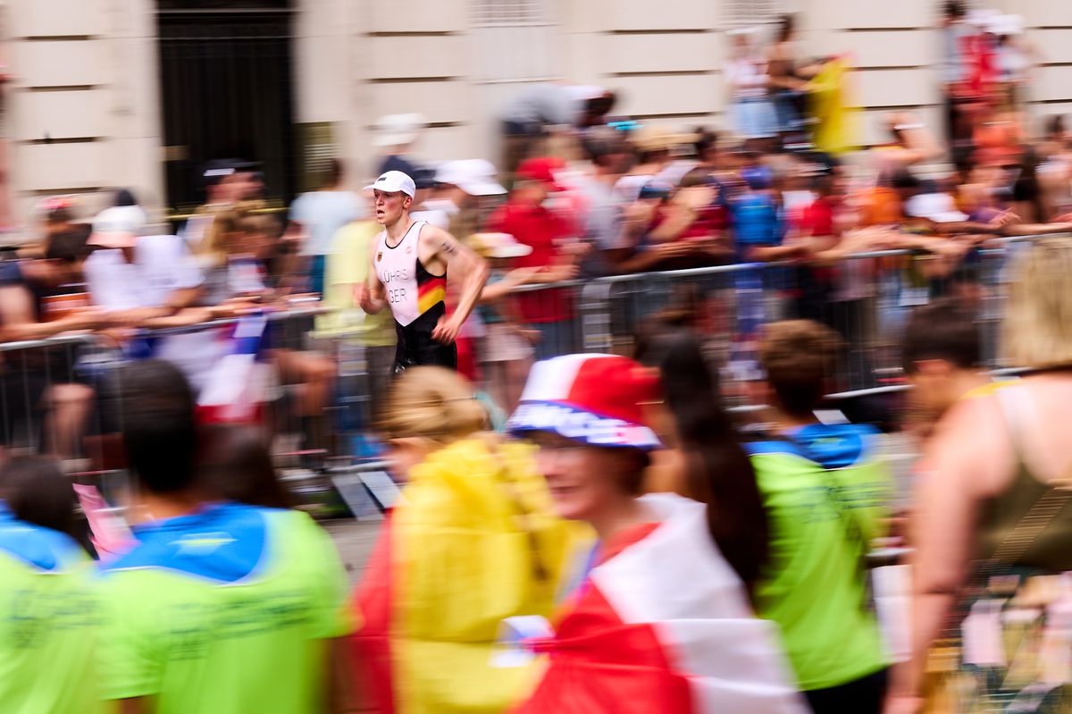 Imagini superbe surprinse de fotoreporterul GSP la finala de la triatlon » Cine a câștigat medaliile + Felix Duchampt (România) - locul 50