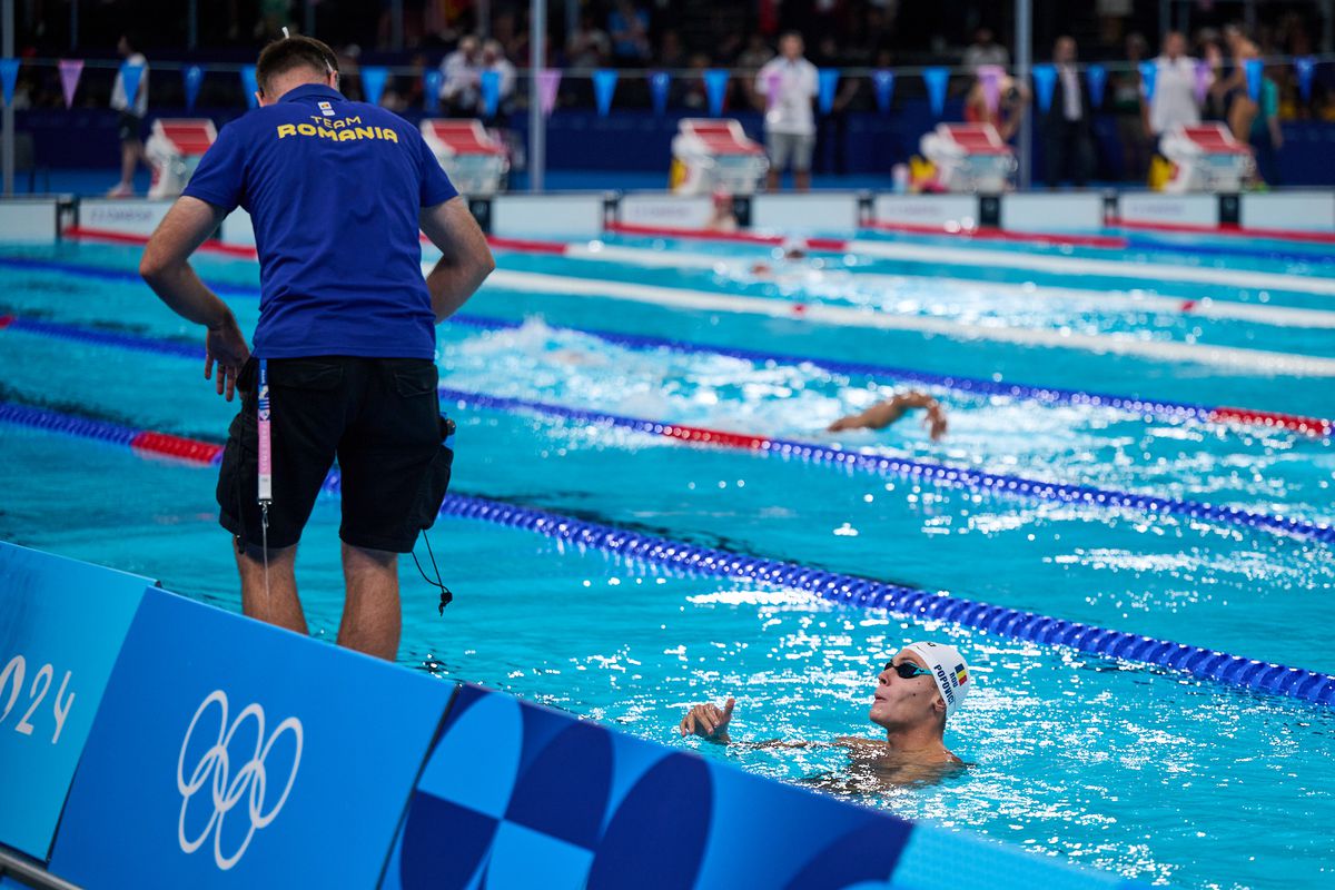 David Popovici, un an rapid de aur » Pentru a doua oară Sportivul Anului: „Întotdeauna a fost o dorință arzătoare în mine să fiu pe cea mai înaltă treaptă a podiumului”