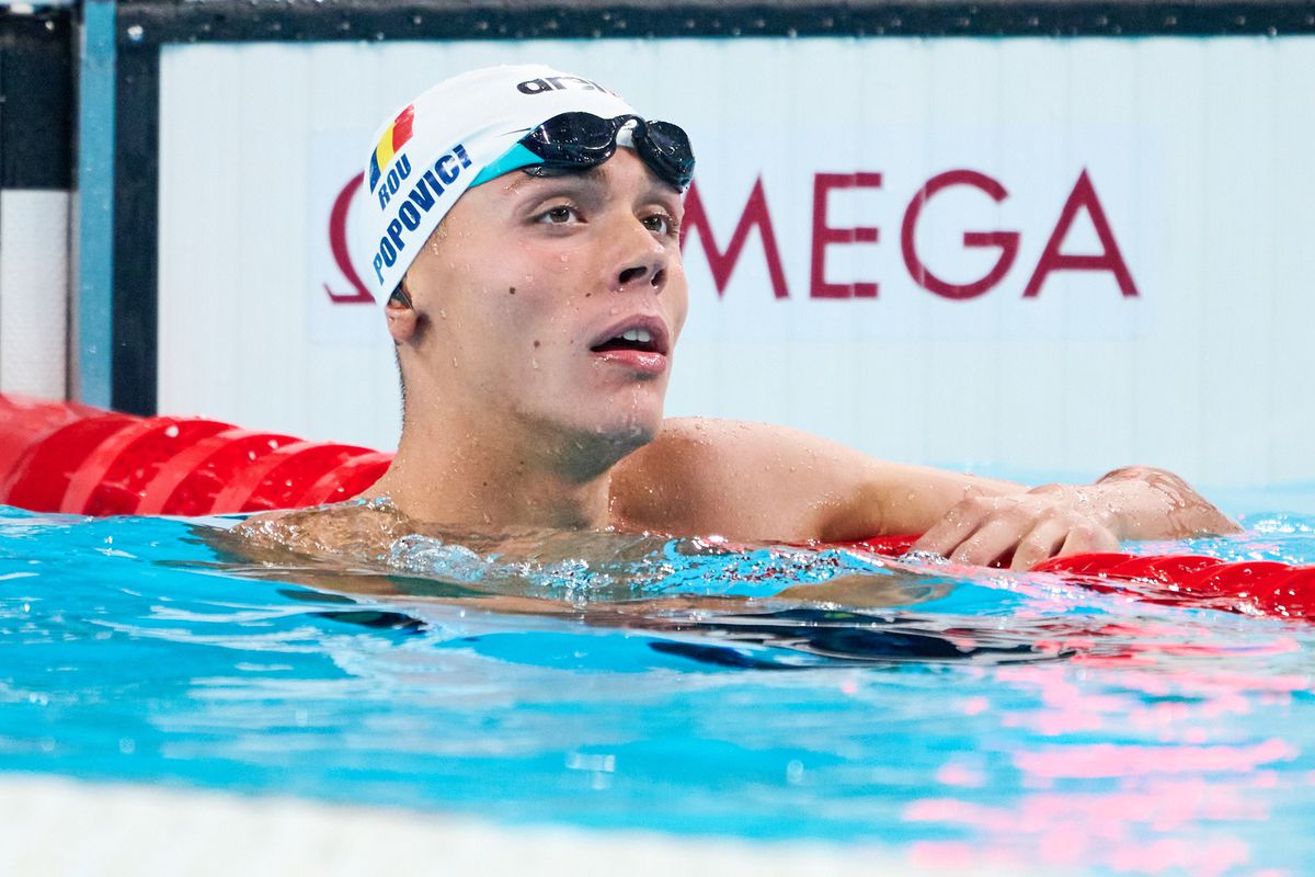 David Popovici, un an rapid de aur » Pentru a doua oară Sportivul Anului: „Întotdeauna a fost o dorință arzătoare în mine să fiu pe cea mai înaltă treaptă a podiumului”