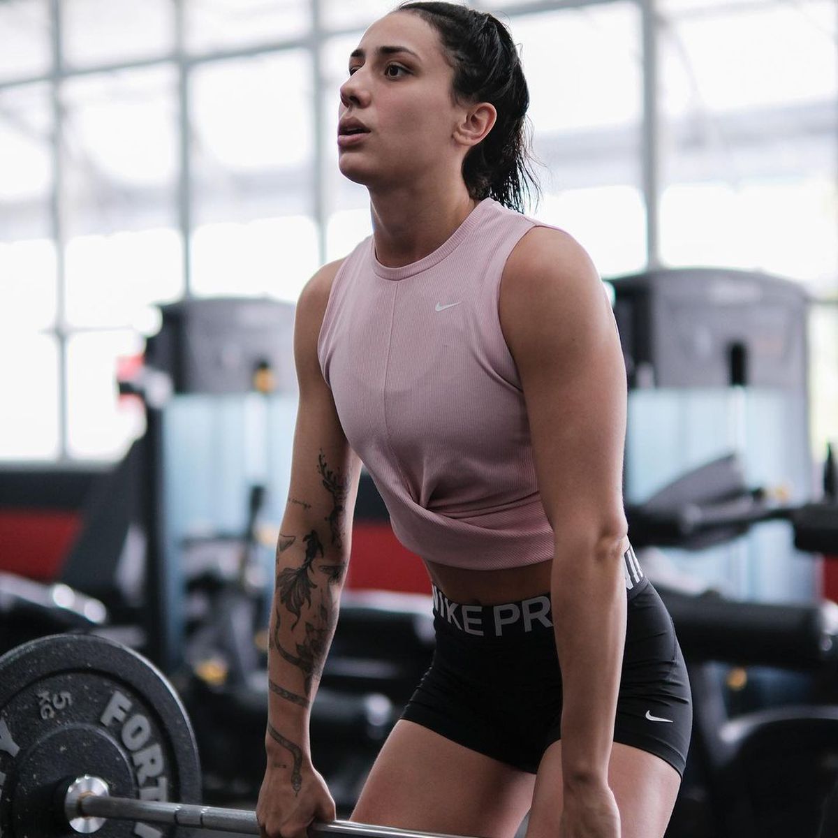 Atleta care a fost expulzată pentru că a încercat să părăsească Satul Olimpic pentru a se întâlni cu iubitul în Paris, acuzații grave: „Am ajuns la aeroport în pantaloni scurți, o să-i dau în judecată!”