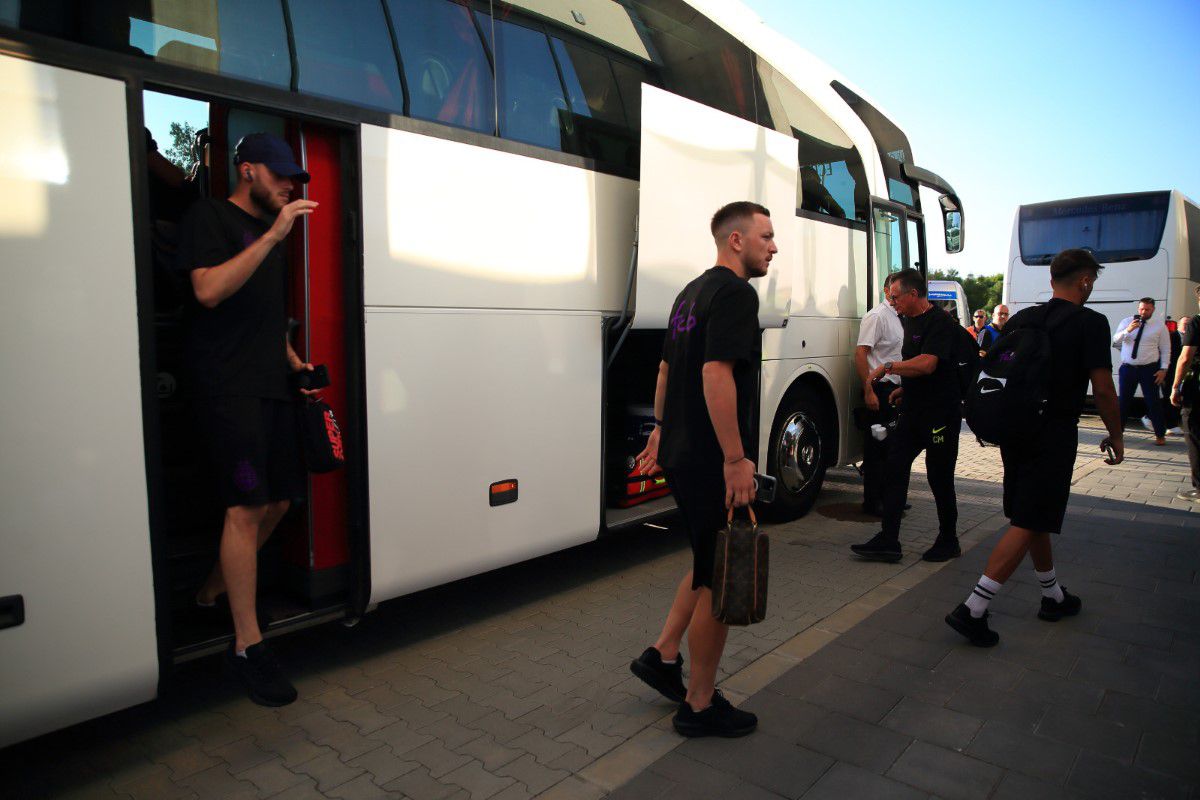 10 detalii observate de pe stadion la Maccabi Tel Aviv - FCSB » La un pas de bătaie după fluierul de final: „Ai văzut ce-a făcut?! Ai văzut?!”