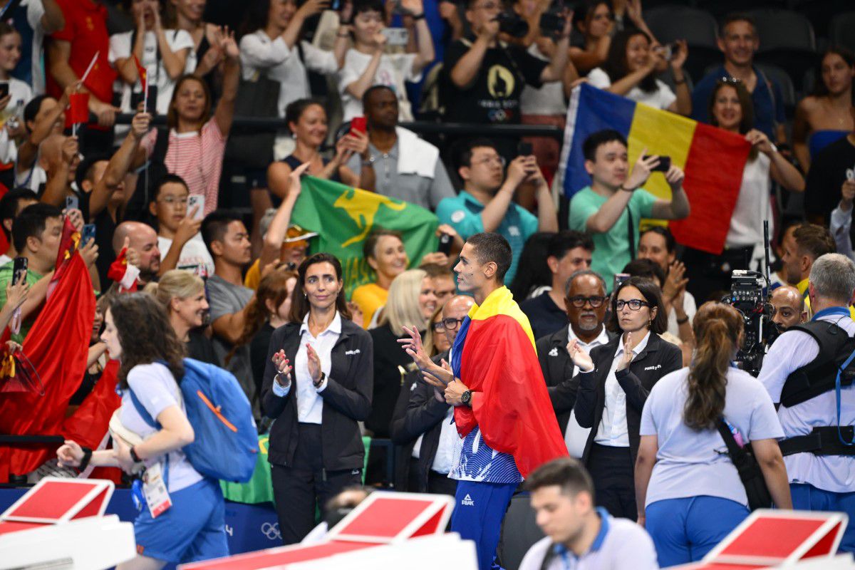 David Popovici, BRONZ la 100 metri liber într-o seară epică în La Defense Arena