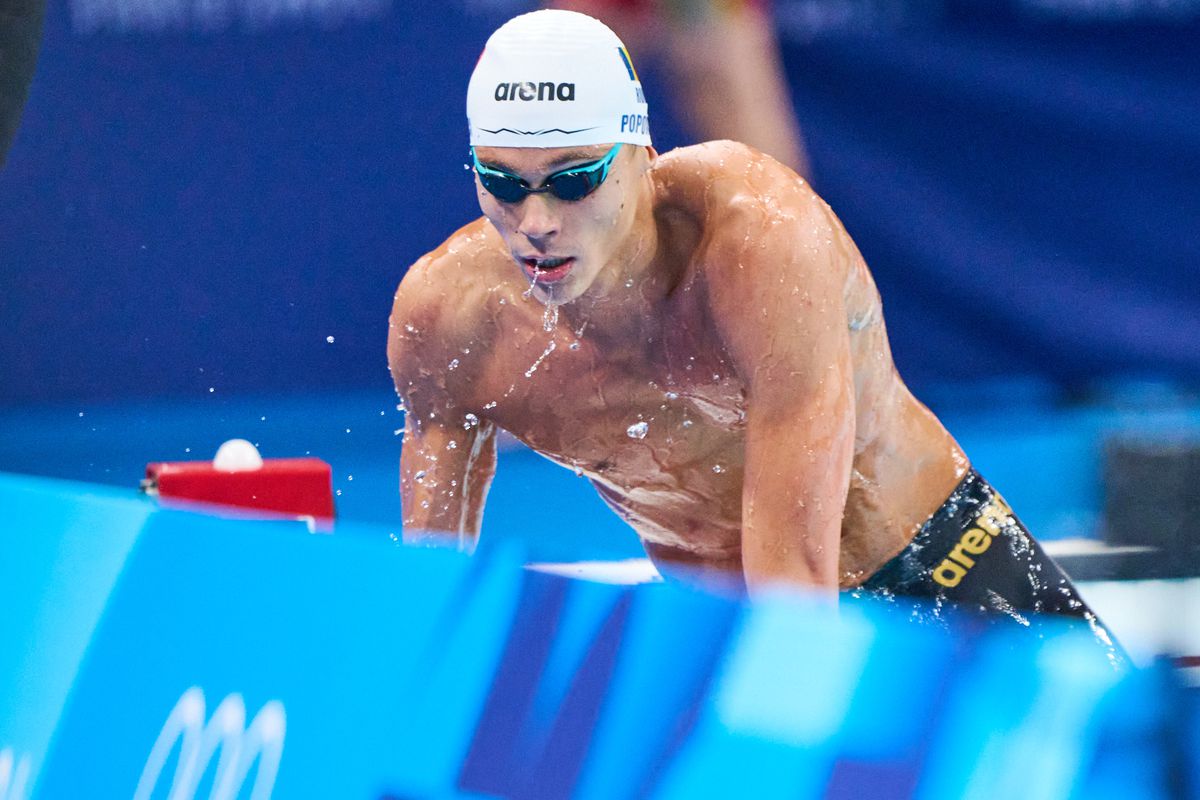 David Popovici, un an rapid de aur » Pentru a doua oară Sportivul Anului: „Întotdeauna a fost o dorință arzătoare în mine să fiu pe cea mai înaltă treaptă a podiumului”