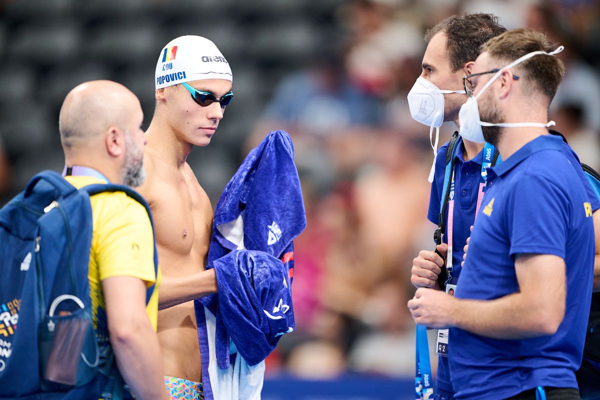 David Popovici, un an rapid de aur » Pentru a doua oară Sportivul Anului: „Întotdeauna a fost o dorință arzătoare în mine să fiu pe cea mai înaltă treaptă a podiumului”