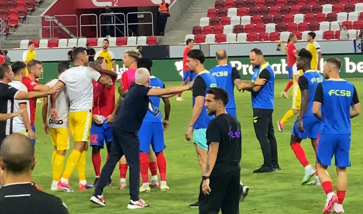 10 detalii observate de pe stadion la Maccabi Tel Aviv - FCSB » La un pas de bătaie după fluierul de final: „Ai văzut ce-a făcut?! Ai văzut?!”