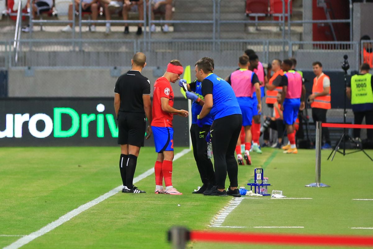 Darius Olaru, cu arcada spartă în Maccabi - FCSB