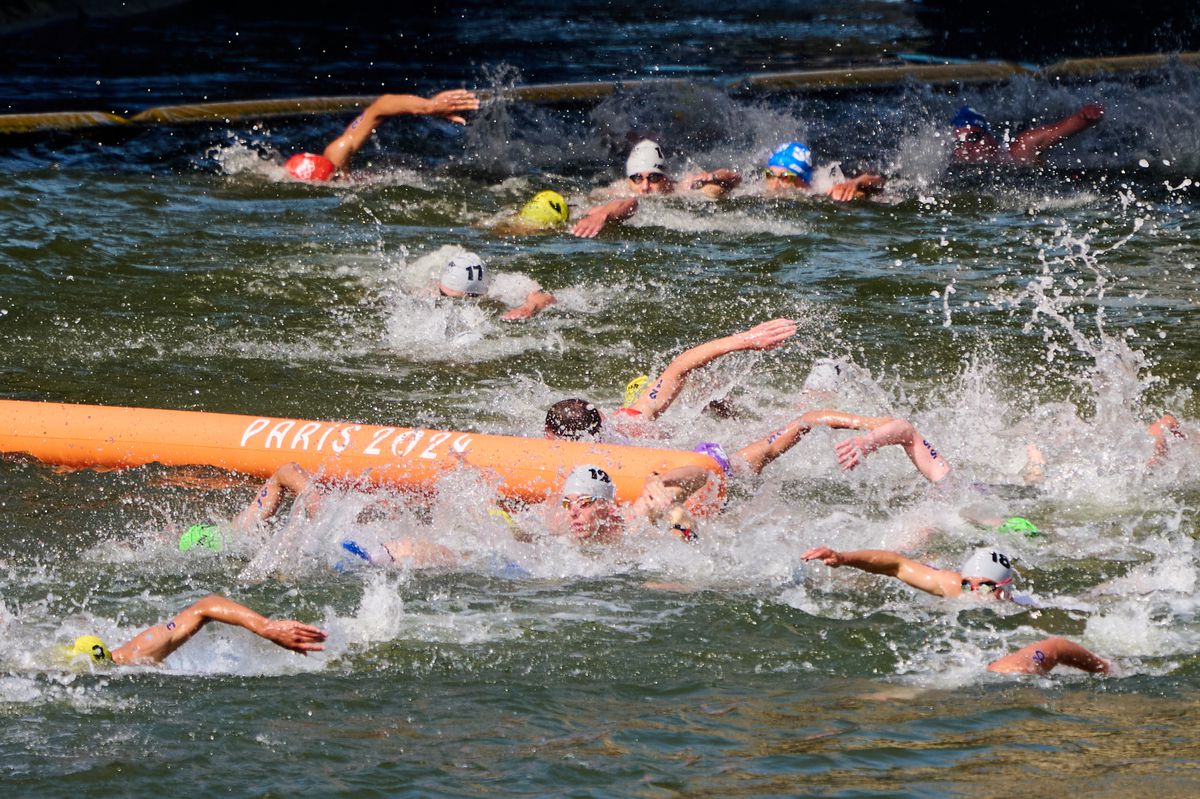 Imagini superbe surprinse de fotoreporterul GSP la finala de la triatlon » Cine a câștigat medaliile + Felix Duchampt (România) - locul 50